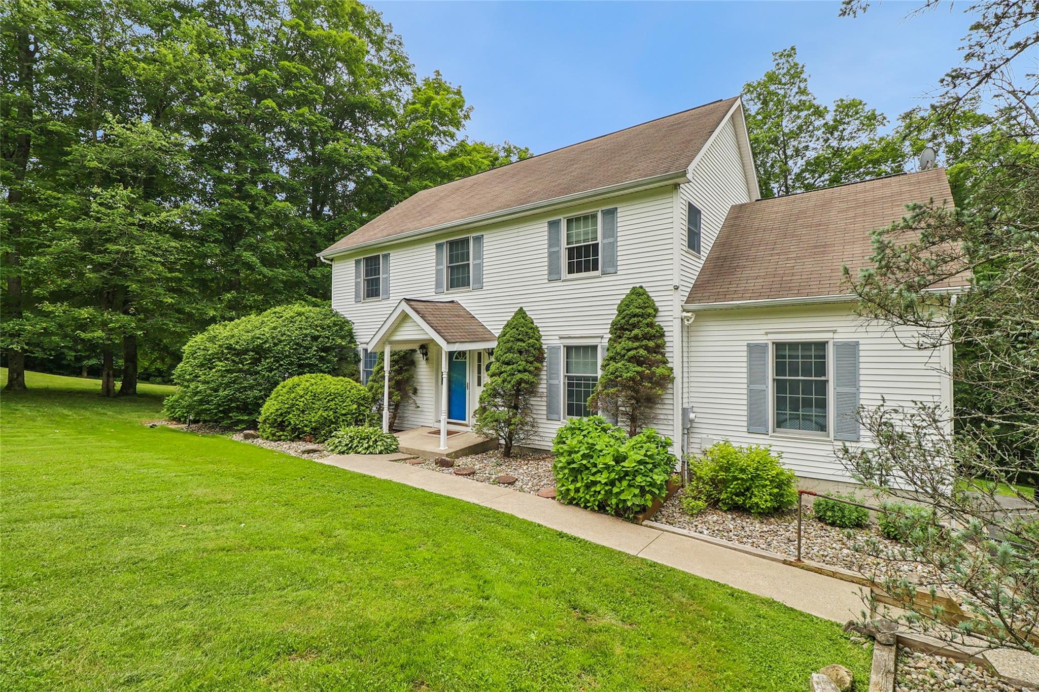 Carmel, New York, 10512, United States, 3 Bedrooms Bedrooms, ,4 BathroomsBathrooms,Residential,For Sale,1865664