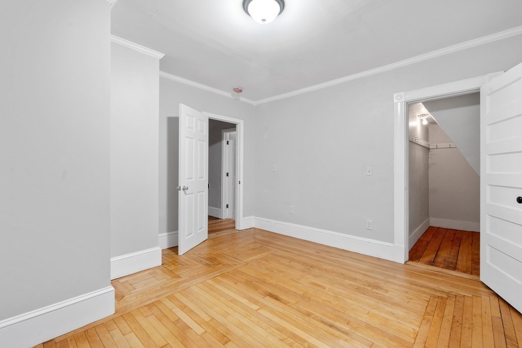 Taunton, Massachusetts, 02780, United States, 4 Bedrooms Bedrooms, ,3 BathroomsBathrooms,Residential,For Sale,1888080