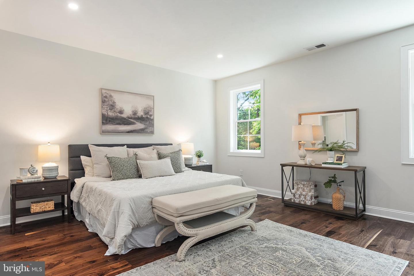 Annapolis, Maryland, 21403, United States, 4 Bedrooms Bedrooms, ,5 BathroomsBathrooms,Residential,For Sale,1900943