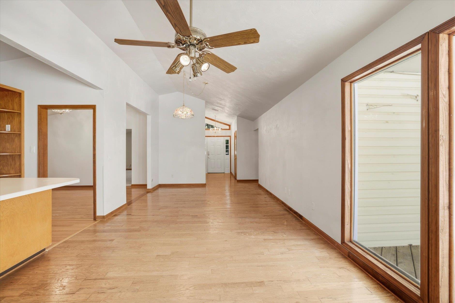 Tallahassee, Florida, 32303, United States, 4 Bedrooms Bedrooms, ,3 BathroomsBathrooms,Residential,For Sale,1964898