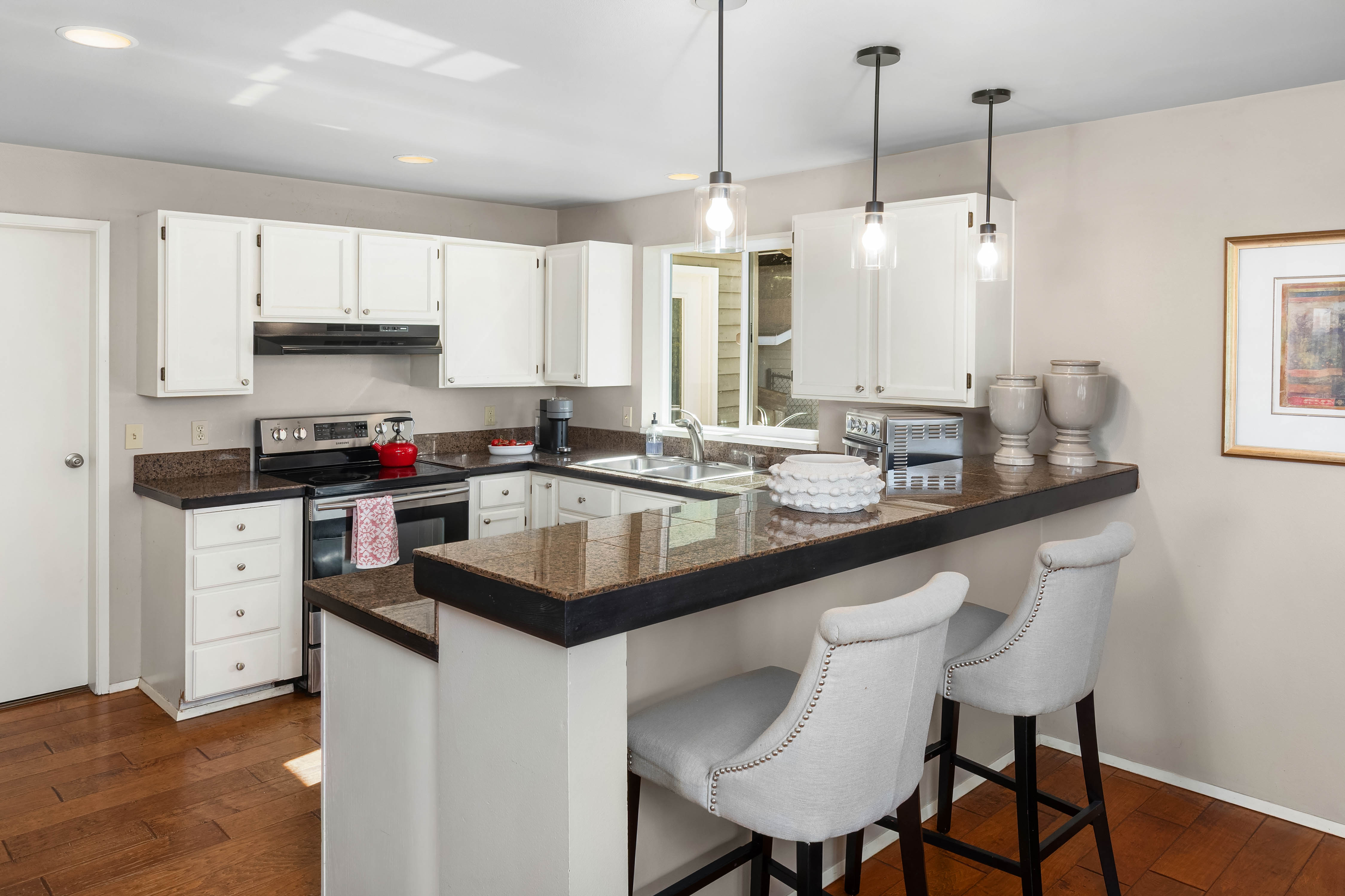  9630 NE 35th Place, Clyde Hill, WA 98004 - 物件實景