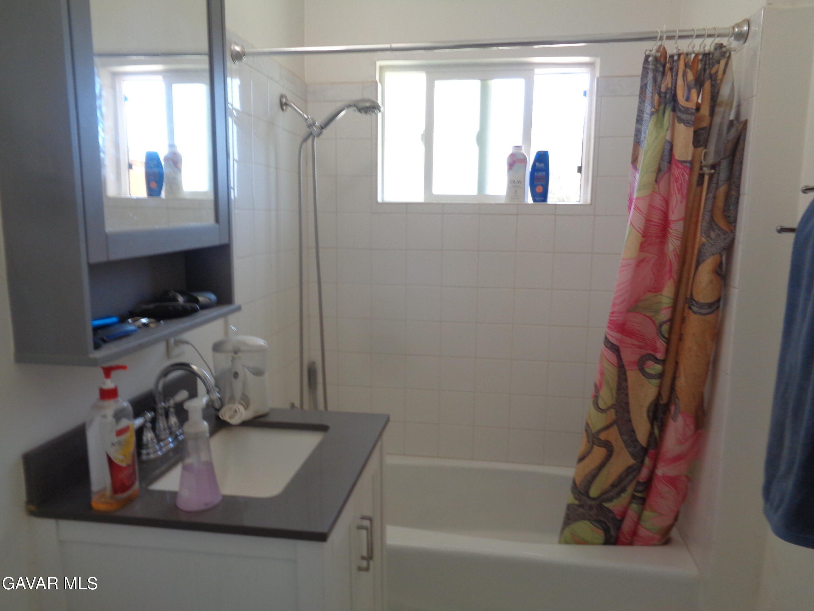 Littlerock, California, 93543, United States, 5 Bedrooms Bedrooms, ,1 BathroomBathrooms,Residential,For Sale,1975101