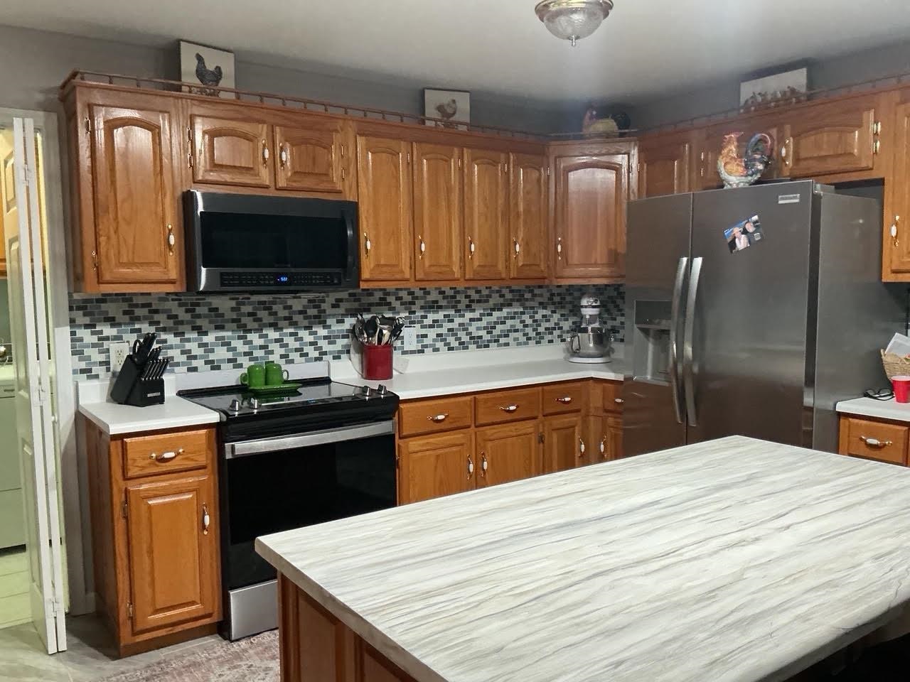 Glasgow, Kentucky, 42141, United States, 4 Bedrooms Bedrooms, ,3 BathroomsBathrooms,Residential,For Sale,1998420