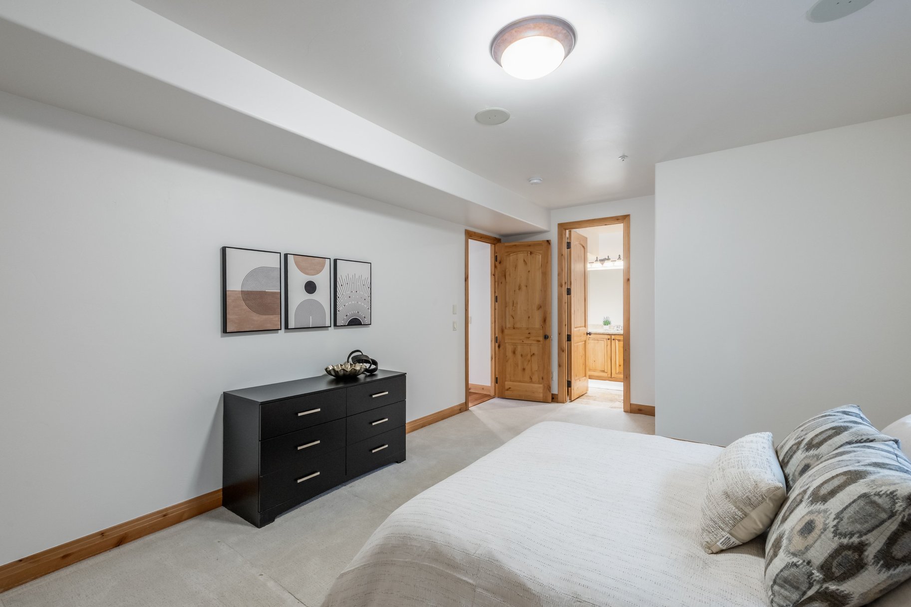  Modern Design Meets Alpine Charm in Jeremy Ranch - 物件實景