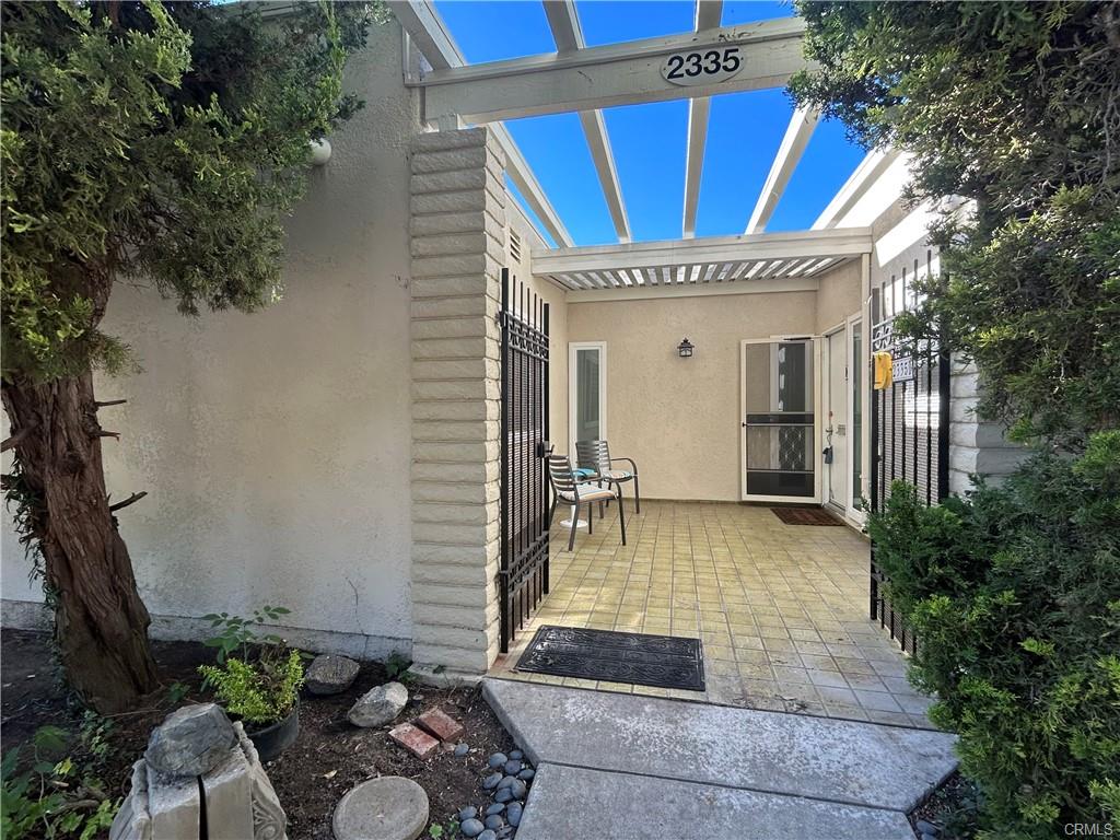 Laguna Woods, California, 92637, United States, 2 Bedrooms Bedrooms, ,1 BathroomBathrooms,Residential,For Sale,2010808