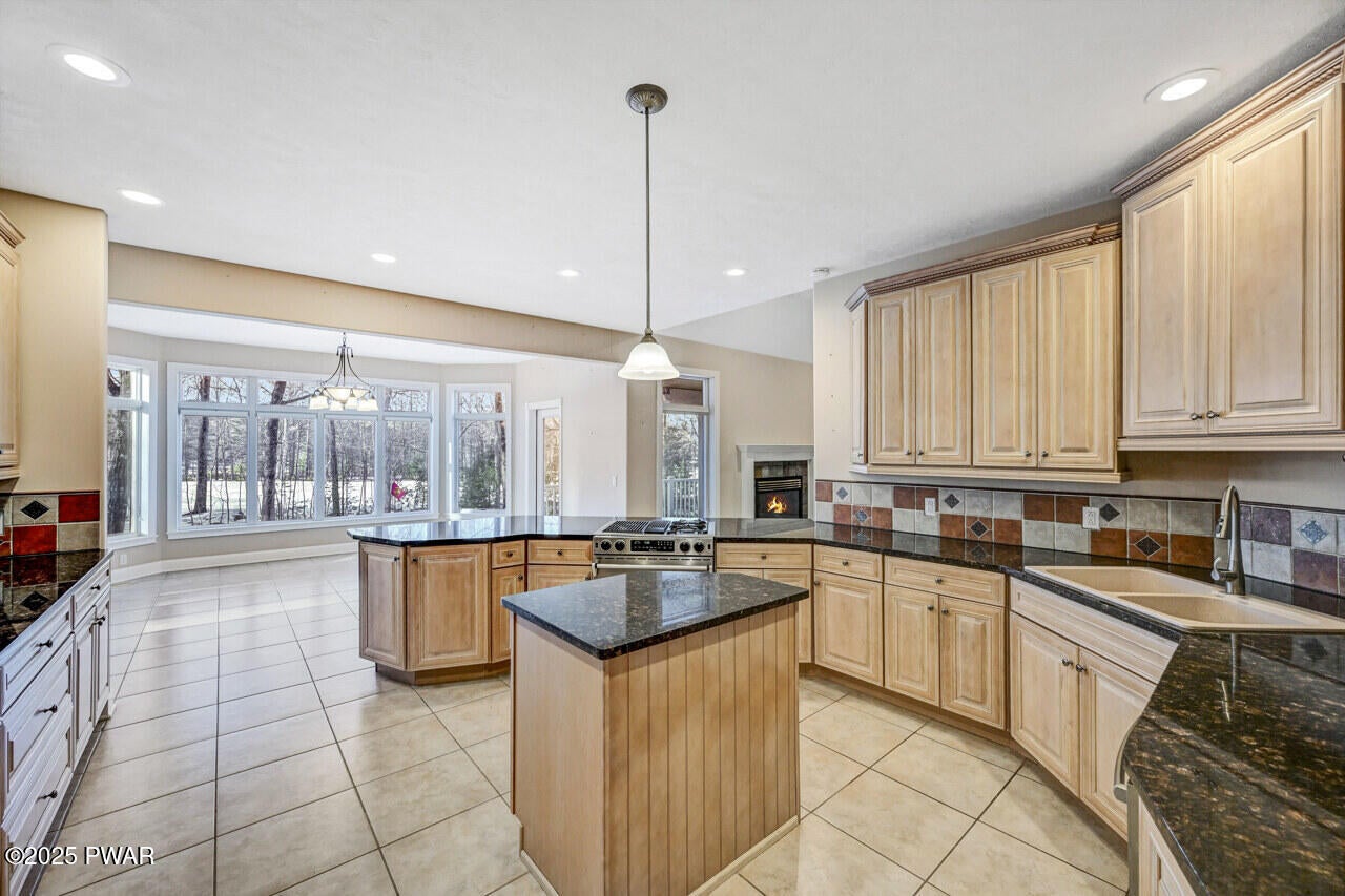 Lords Valley, Pennsylvania, 18428, United States, 3 Bedrooms Bedrooms, ,3 BathroomsBathrooms,Residential,For Sale,2005148