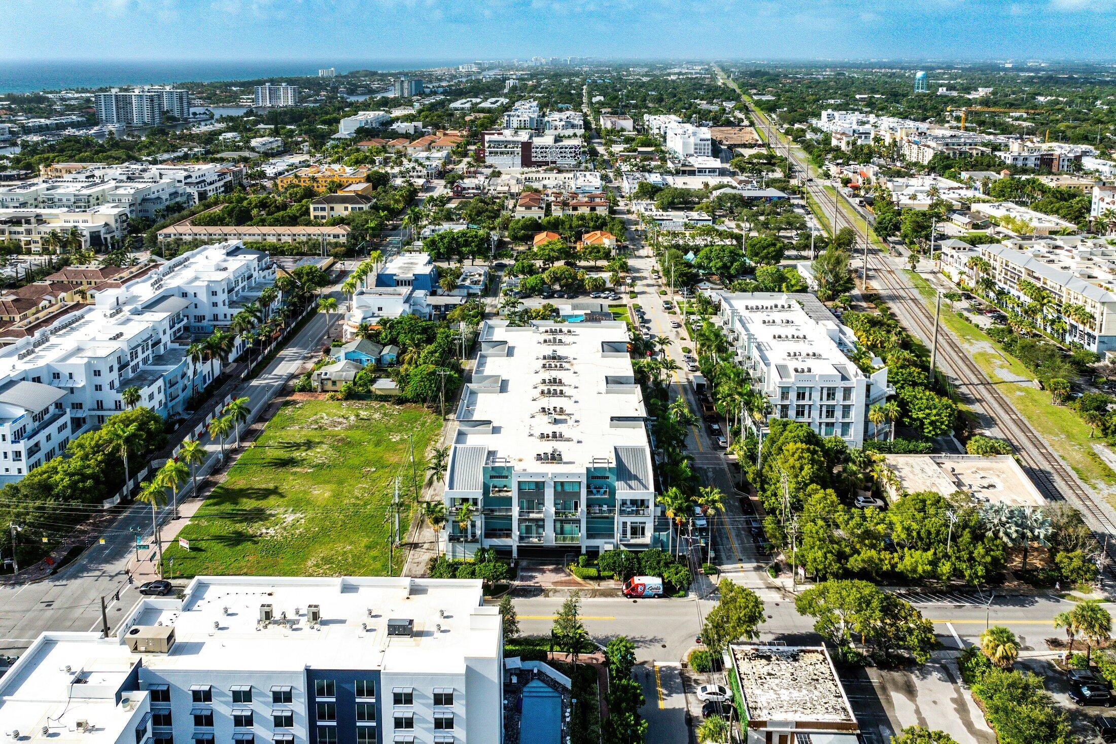 Delray Beach, Florida, 33483, United States, 2 Bedrooms Bedrooms, ,3 BathroomsBathrooms,Residential,For Sale,1907451