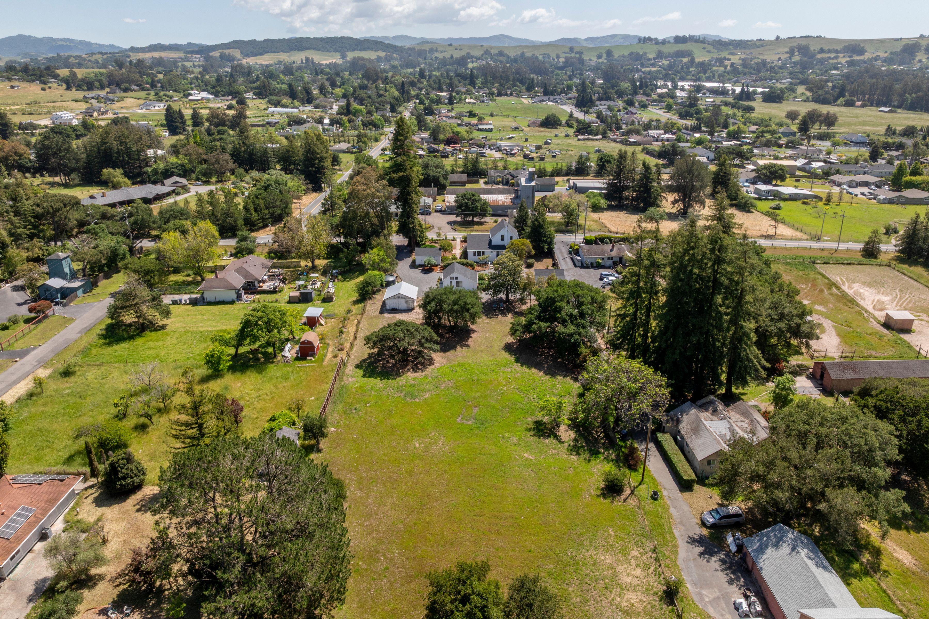  Farmhouse Retreat in Petaluma - 物件實景