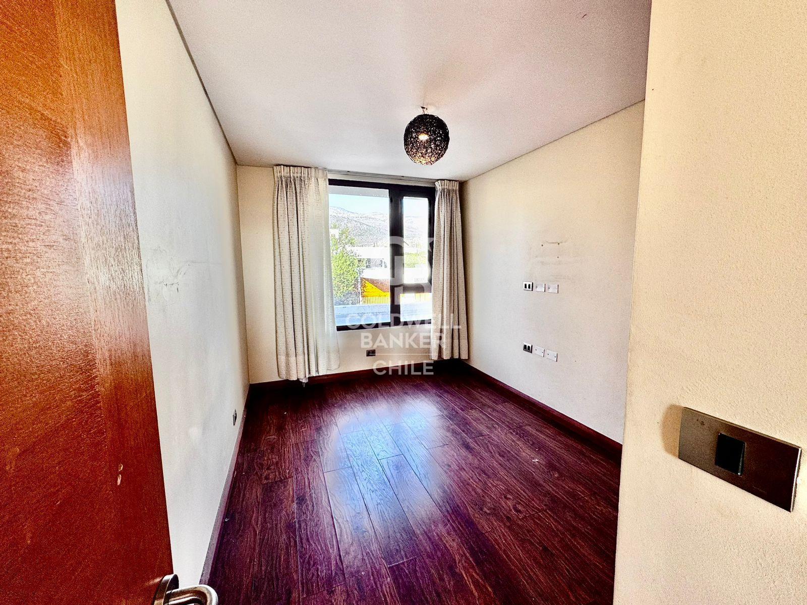 Colina, Chile, 4 Bedrooms Bedrooms, ,4 BathroomsBathrooms,Residential,For Sale,1885108