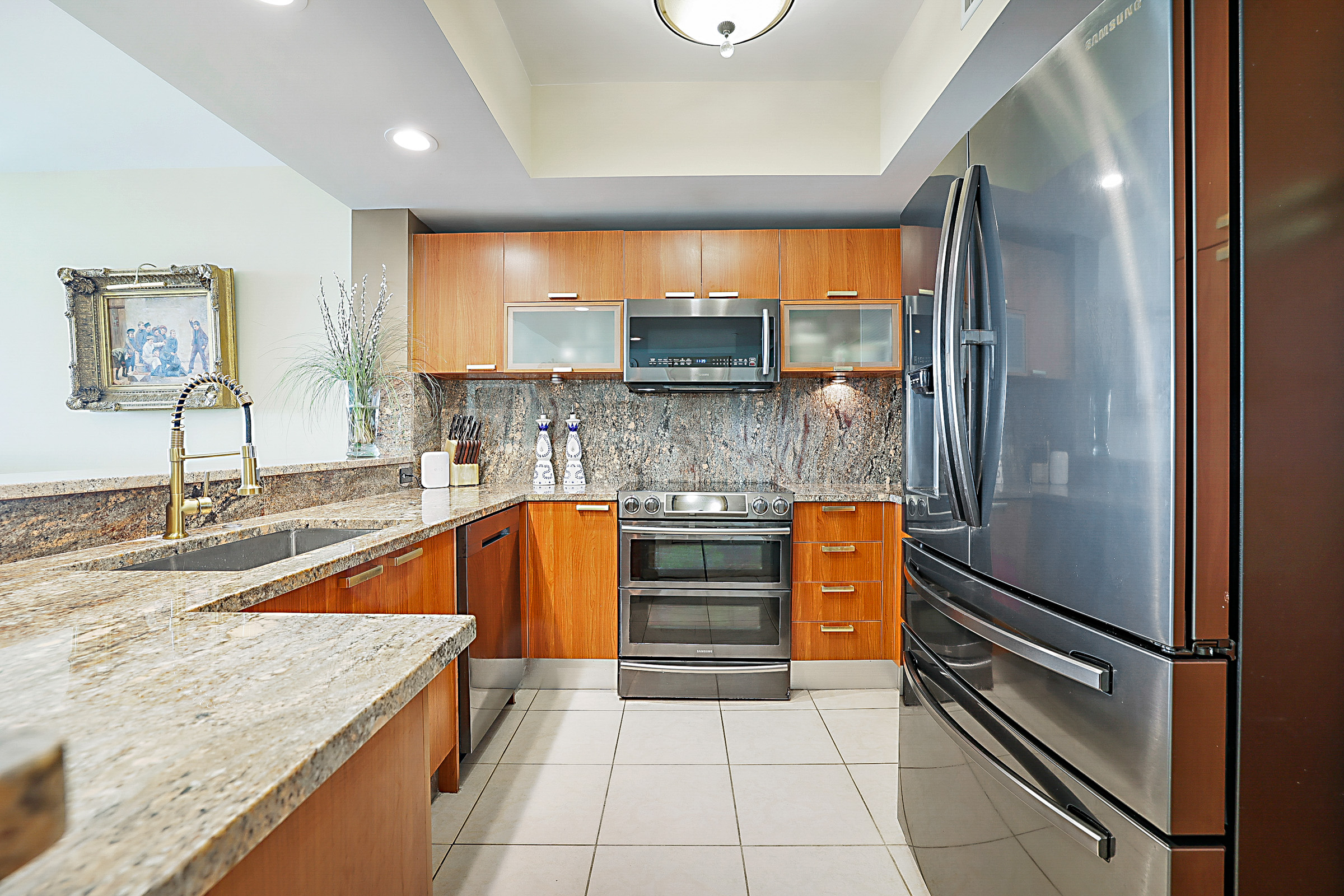  2640 Lake Shore Drive, Riviera Beach, FL, 33404 - 物件實景