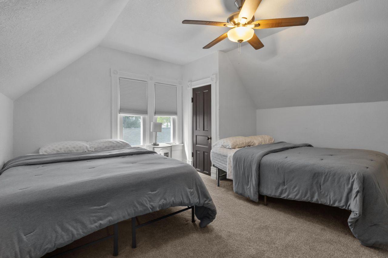 Lake Geneva, Wisconsin, 53147, United States, 4 Bedrooms Bedrooms, ,2 BathroomsBathrooms,Residential,For Sale,1849872