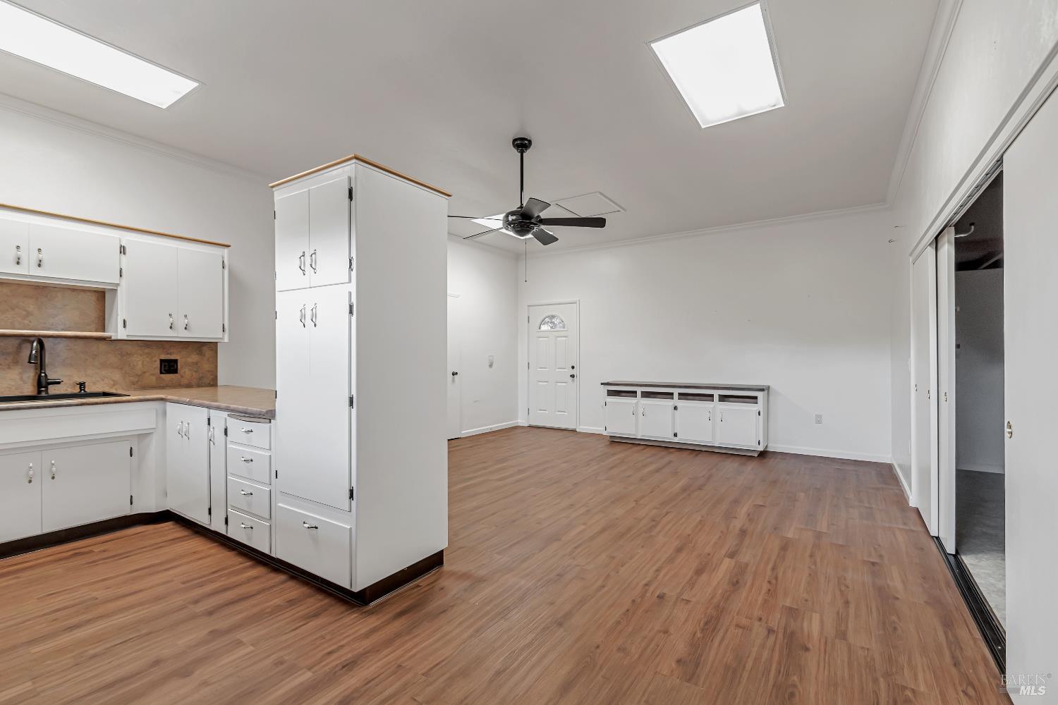 Sebastopol, California, 95472, United States, 3 Bedrooms Bedrooms, ,3 BathroomsBathrooms,Residential,For Sale,1895482