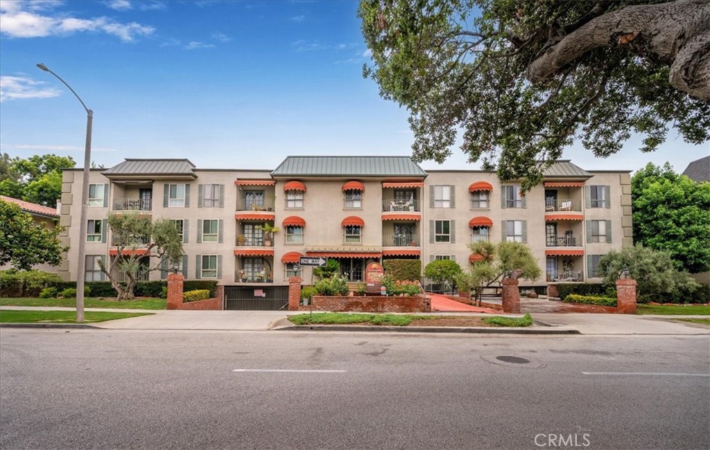 Pasadena, California, 91106, United States, 1 Bedroom Bedrooms, ,1 BathroomBathrooms,Residential,For Sale,1931257