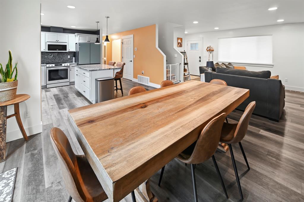 Kalispell, Montana, 59901, United States, 4 Bedrooms Bedrooms, ,3 BathroomsBathrooms,Residential,For Sale,1987389