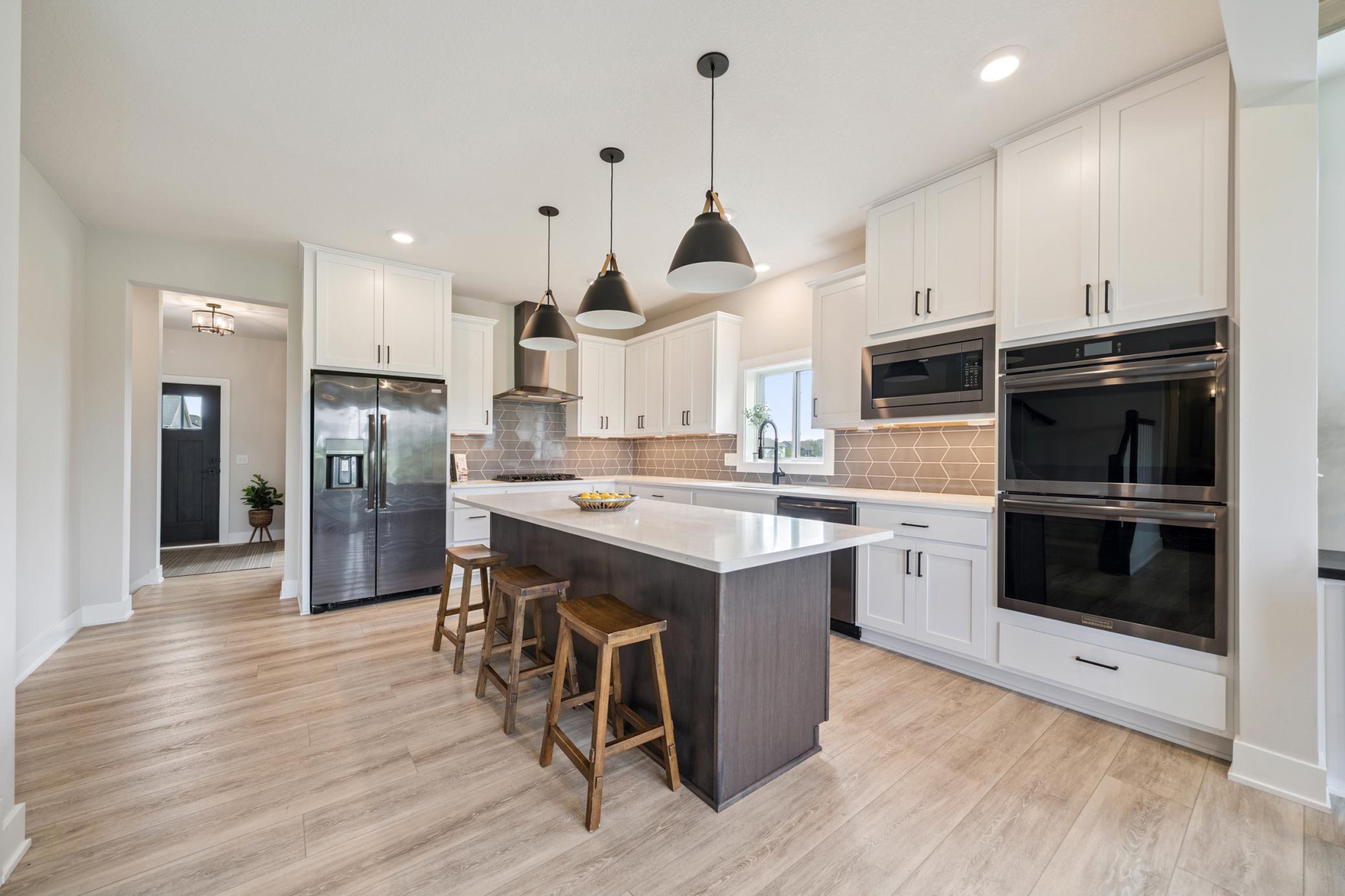 Prior Lake, Minnesota, 55372, United States, 6 Bedrooms Bedrooms, ,2 BathroomsBathrooms,Residential,For Sale,1901100