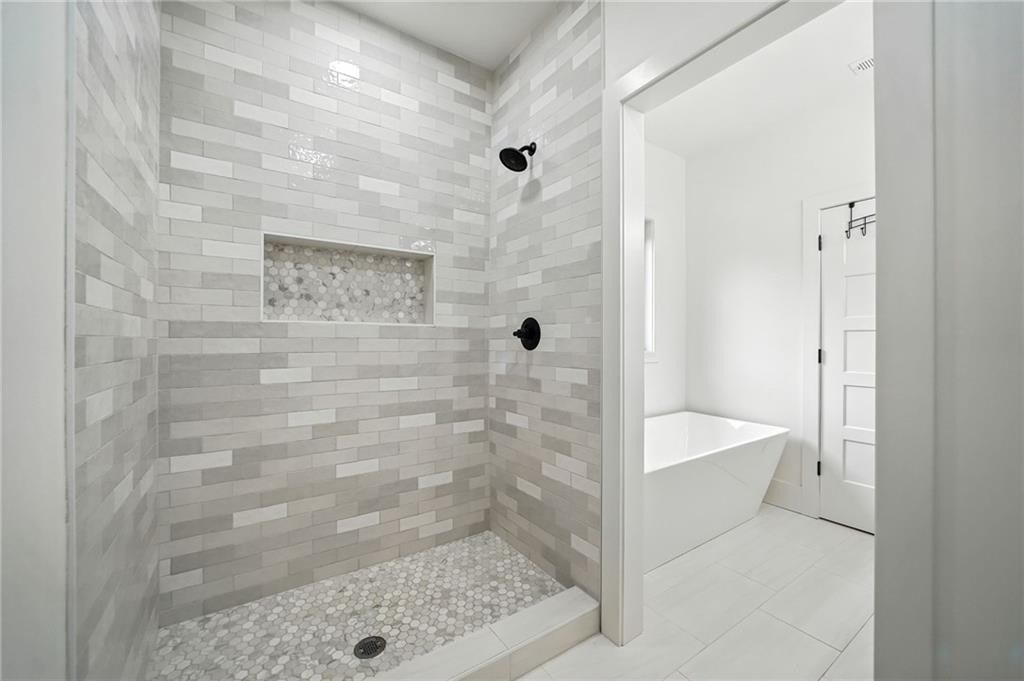 Talking Rock, Georgia, 30175, United States, 3 Bedrooms Bedrooms, ,3 BathroomsBathrooms,Residential,For Sale,1973806