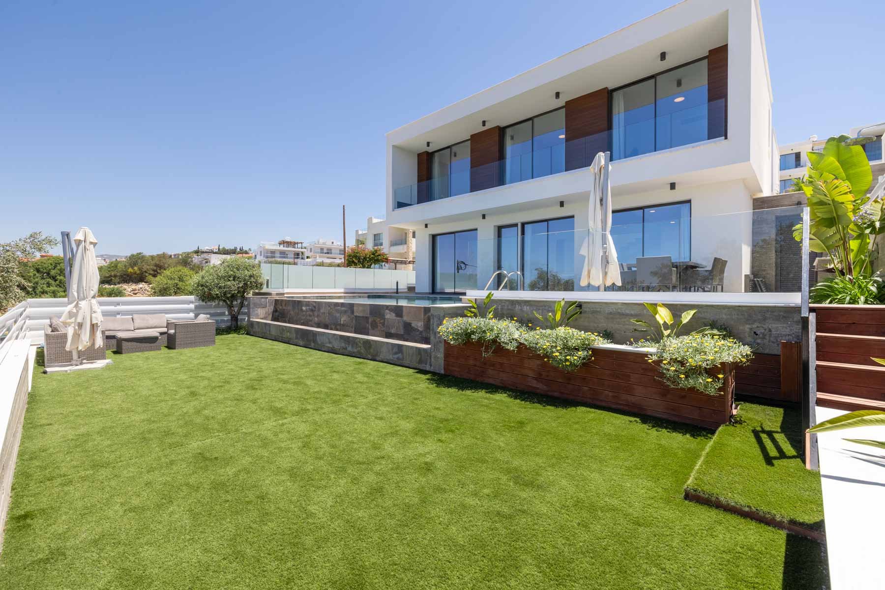  3-Bedroom Sea View Villa with Private Pool in Chloraka, Pafos - 物件實景