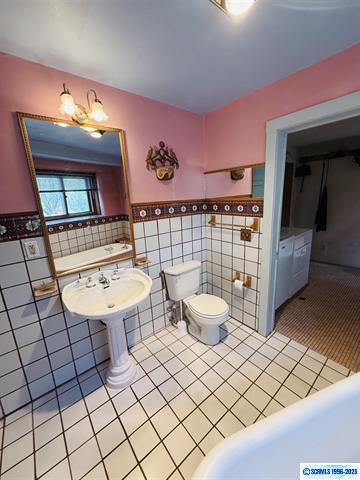 Silver City, New Mexico, 88061, United States, 3 Bedrooms Bedrooms, ,3 BathroomsBathrooms,Residential,For Sale,1983754