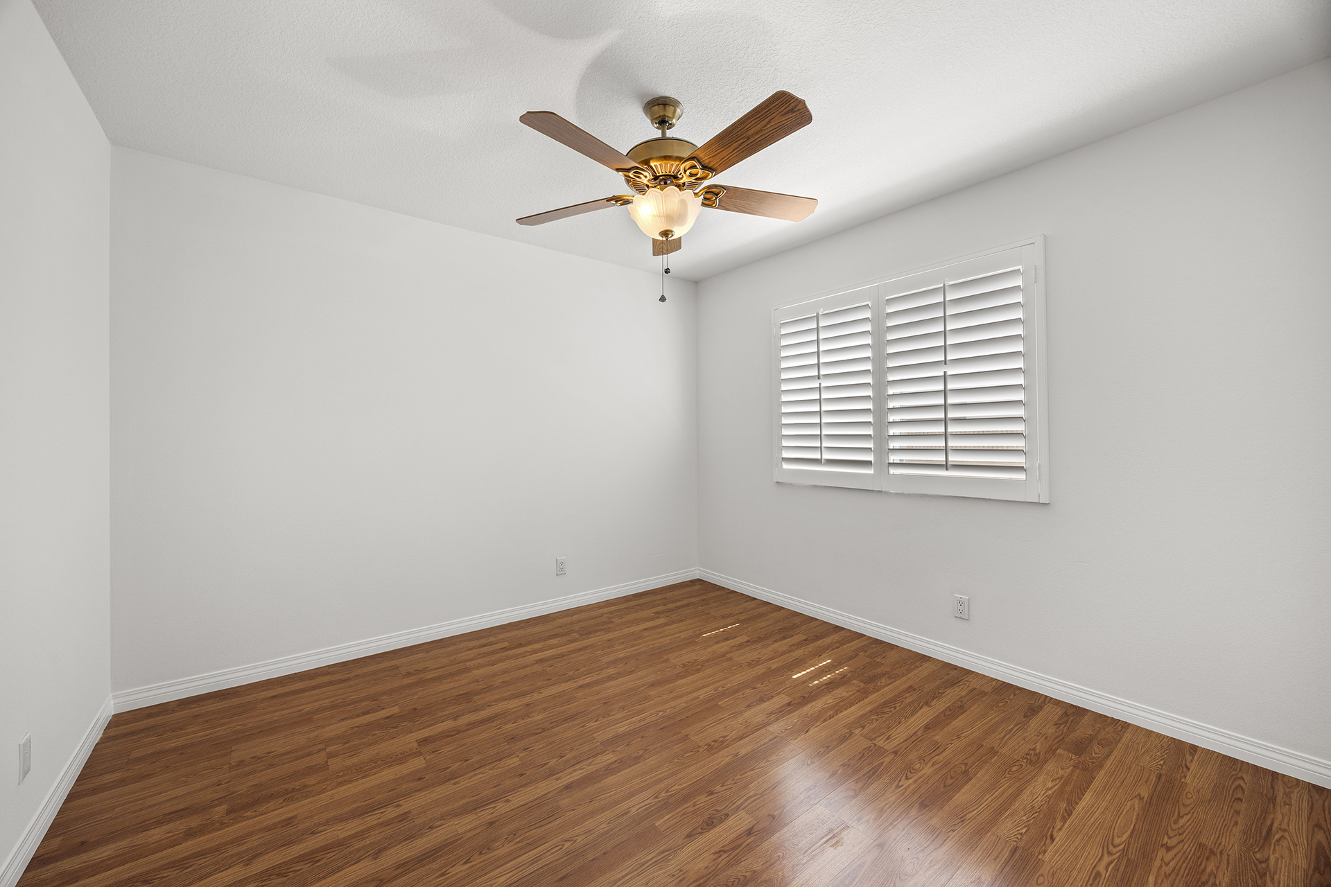 Anaheim, California, 92807, United States, 3 Bedrooms Bedrooms, ,2 BathroomsBathrooms,Residential,For Sale,1889806
