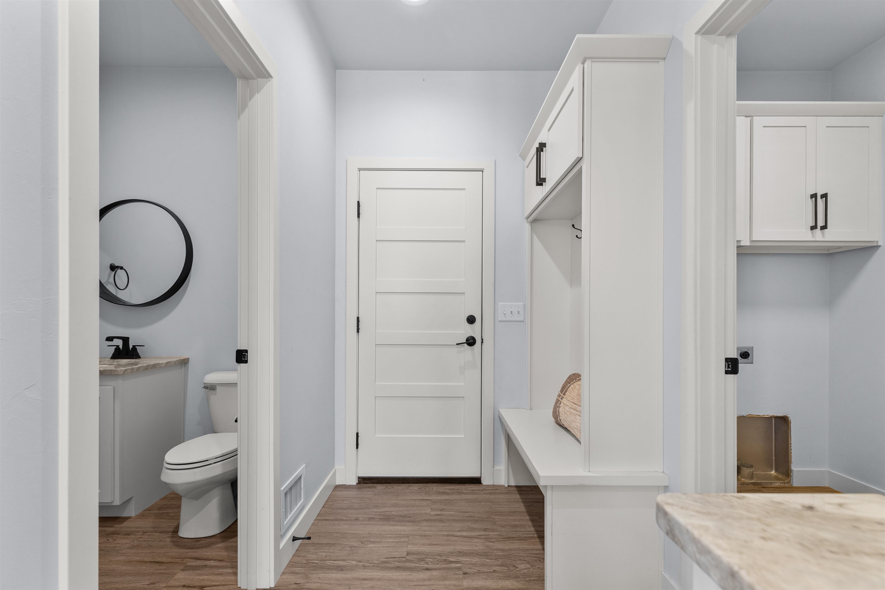 Greenville, Wisconsin, 54942, United States, 4 Bedrooms Bedrooms, ,4 BathroomsBathrooms,Residential,For Sale,1995419