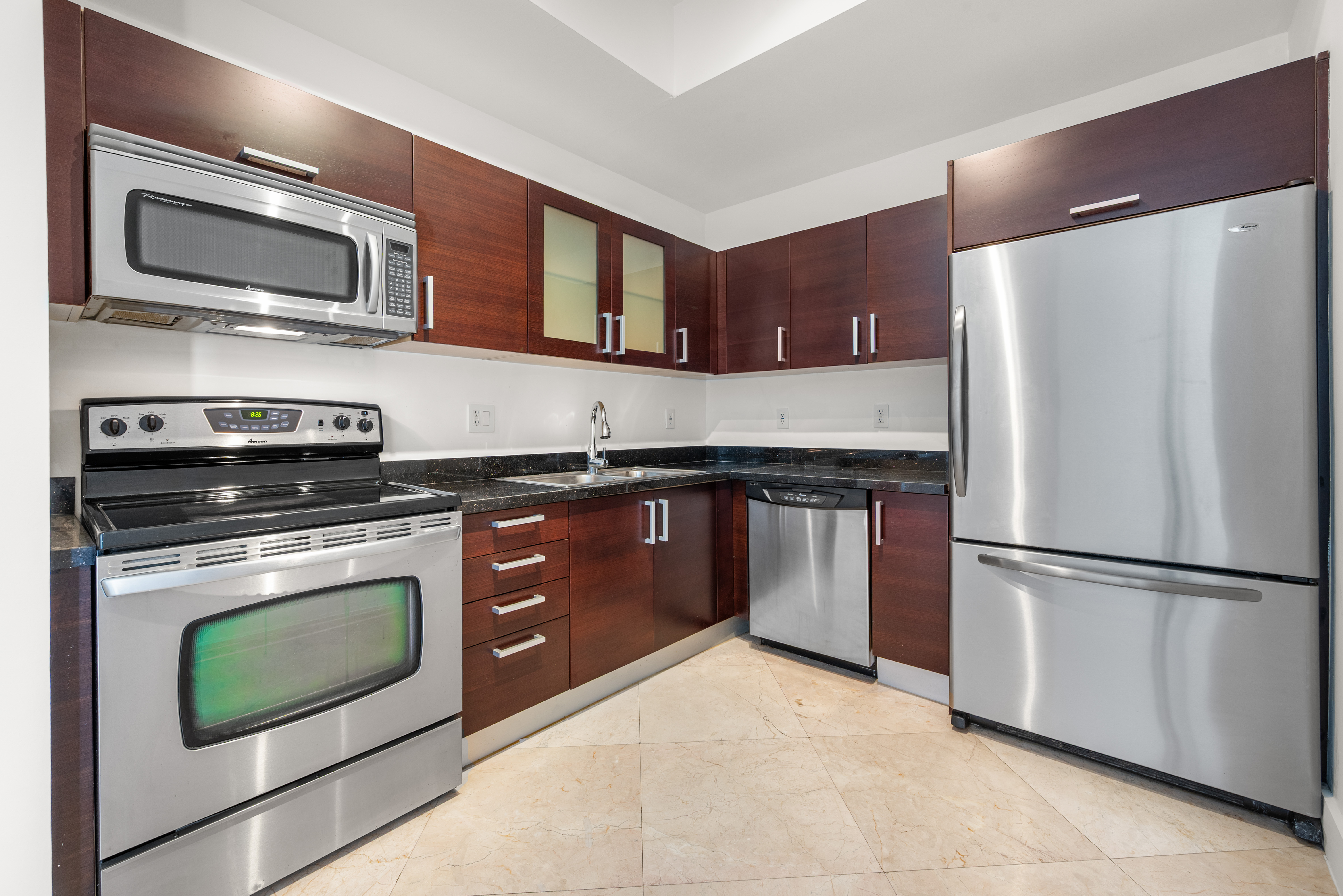  3250 Grand Ave, Miami, FL, 33133 - 物件實景