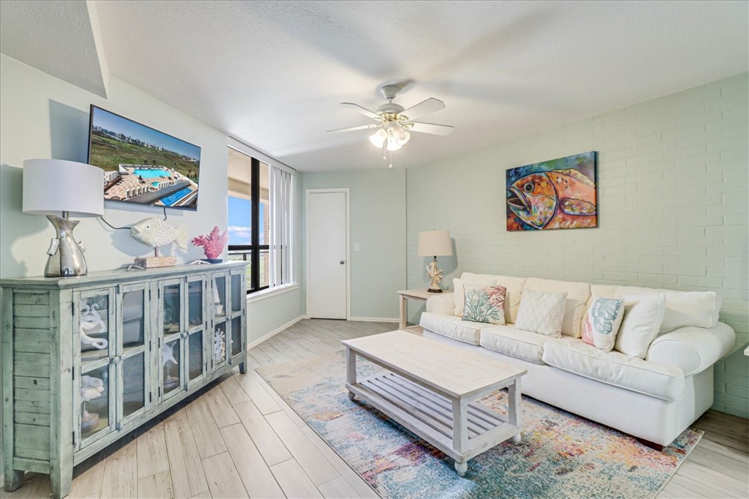 720 Access Road 1-A 813, Port Aransas, Texas, 78373, United States, 2 Bedrooms Bedrooms, ,3 BathroomsBathrooms,Residential,For Sale,720 Access Road 1-A 813,1673422