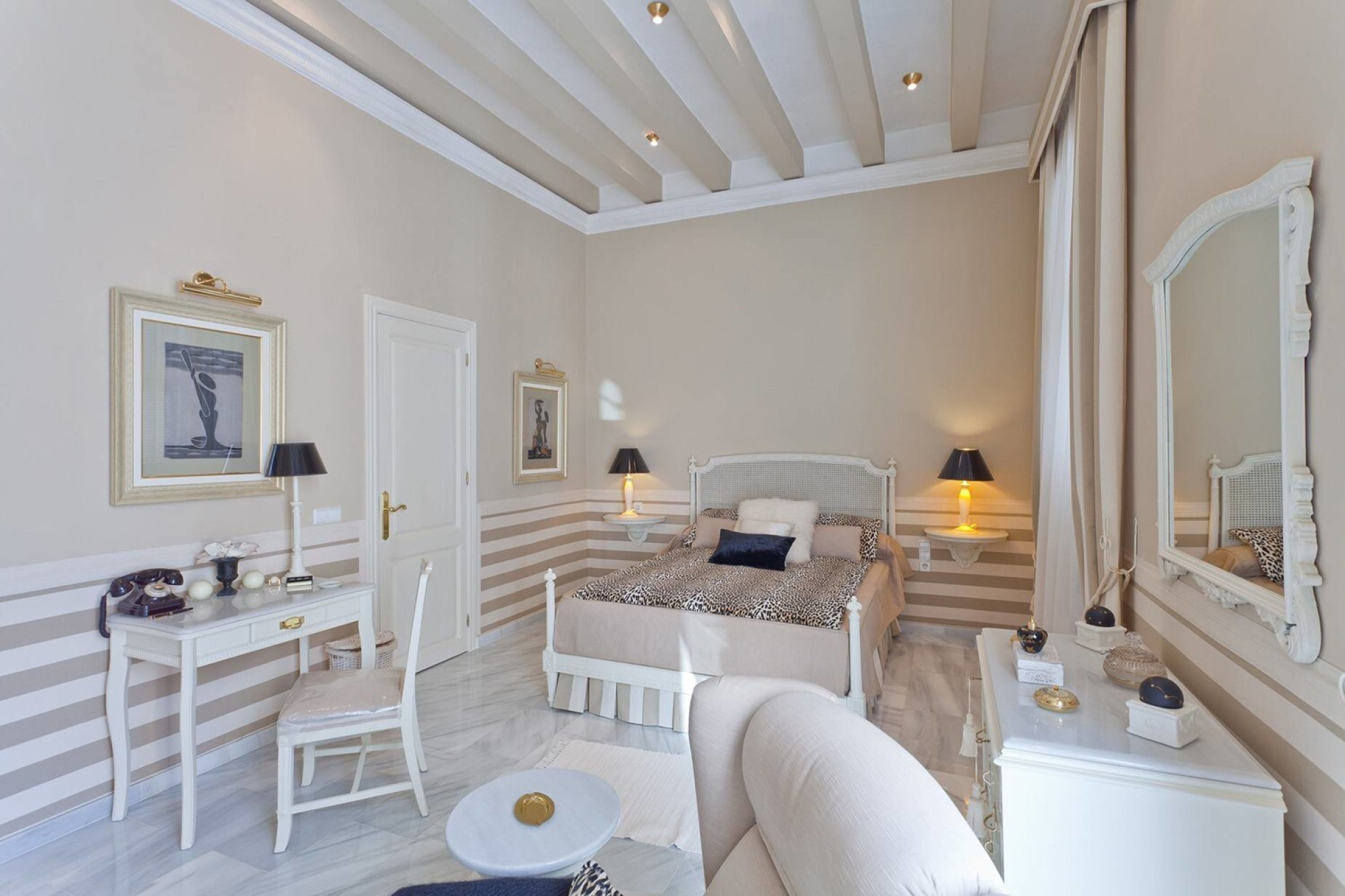  Exquisite Cataloged House Steps from the Beach - 物件實景