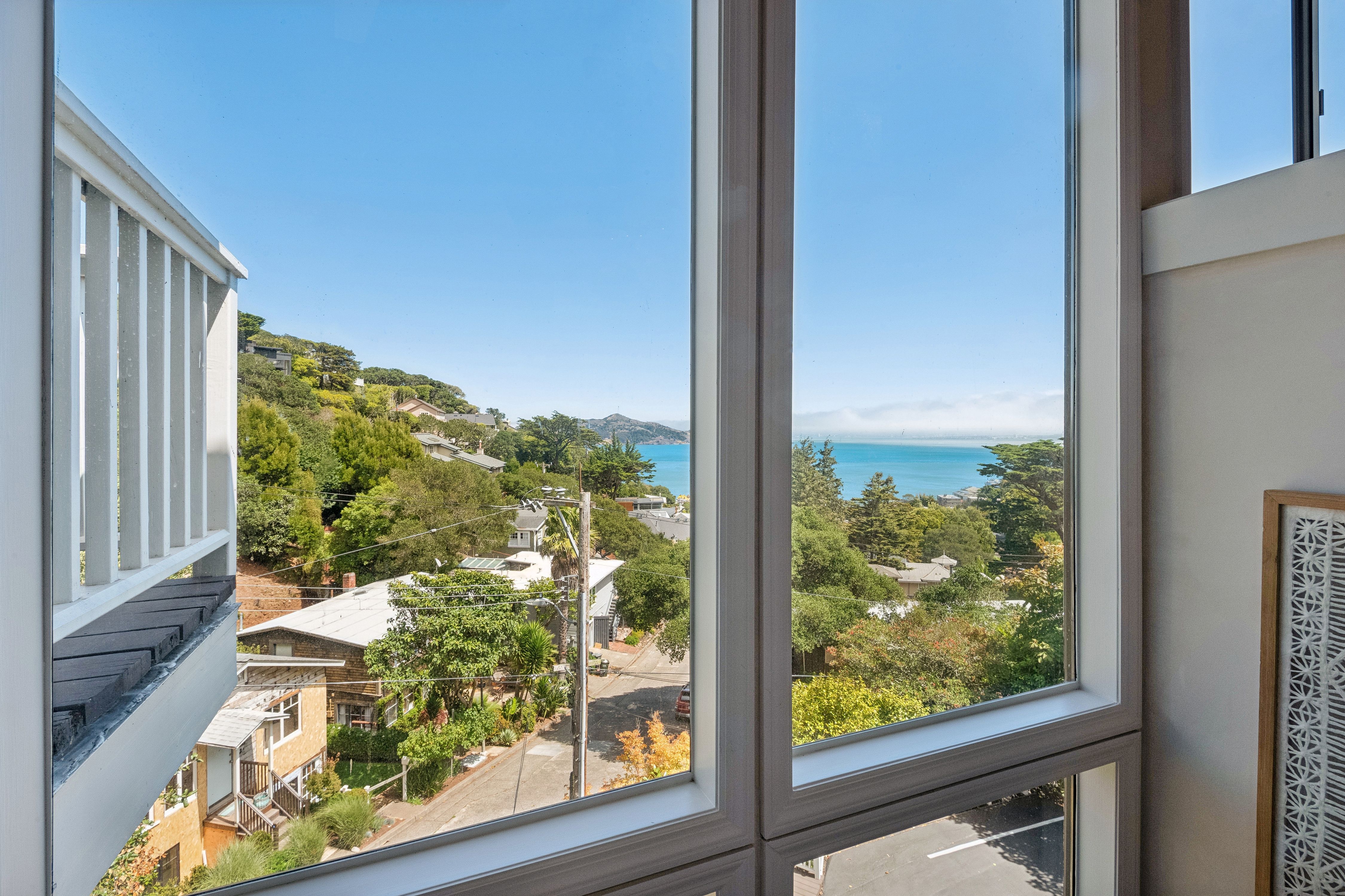  Quality, Design and Comfort Converge Bay Views too… - 物件實景