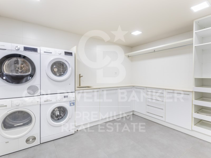 Sant Cugat del Vallès, Catalonia, ES, 6 Bedrooms Bedrooms, ,5 BathroomsBathrooms,Residential,For Sale,1624363