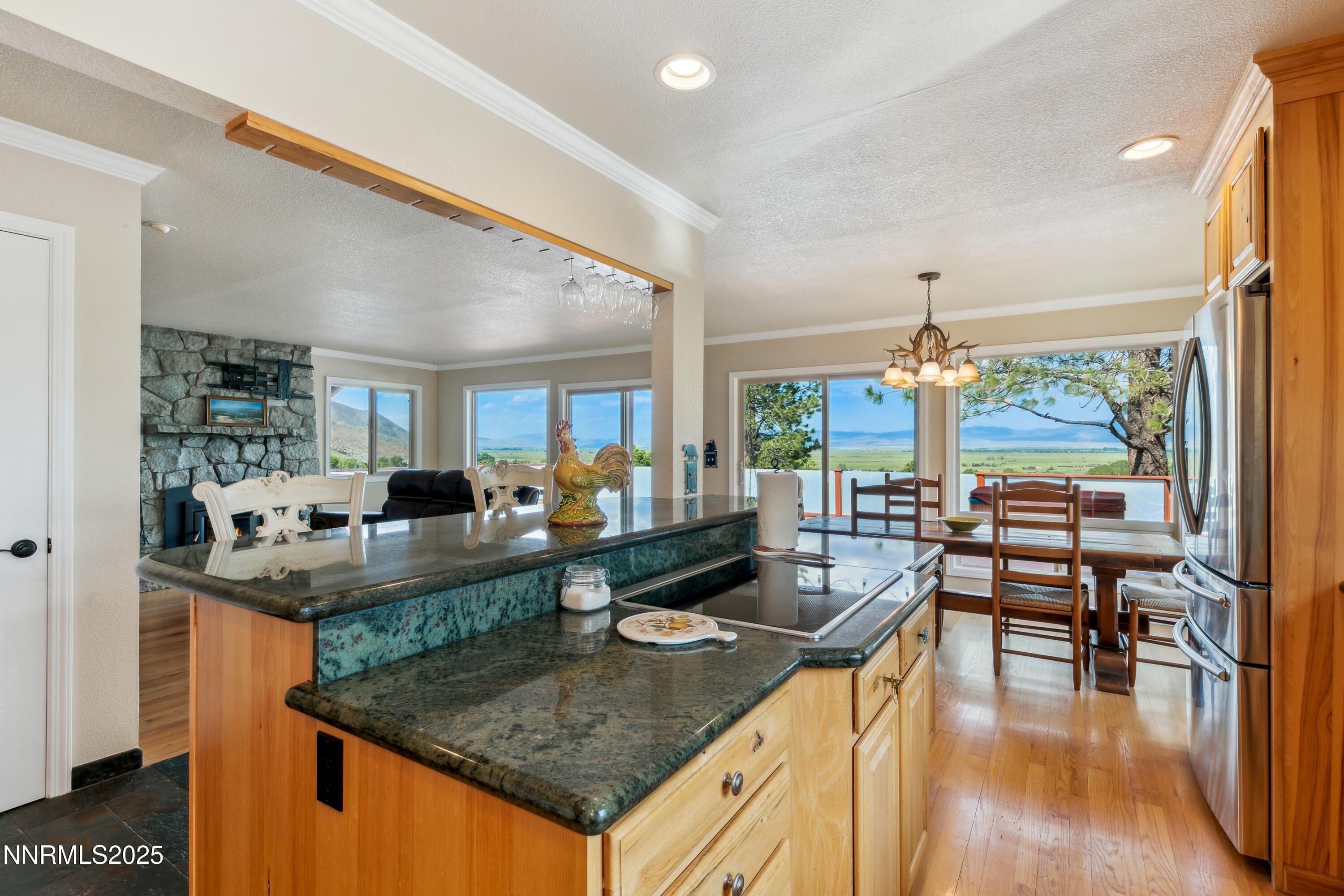 Gardnerville, Nevada, 89460, United States, 3 Bedrooms Bedrooms, ,3 BathroomsBathrooms,Residential,For Sale,1850298
