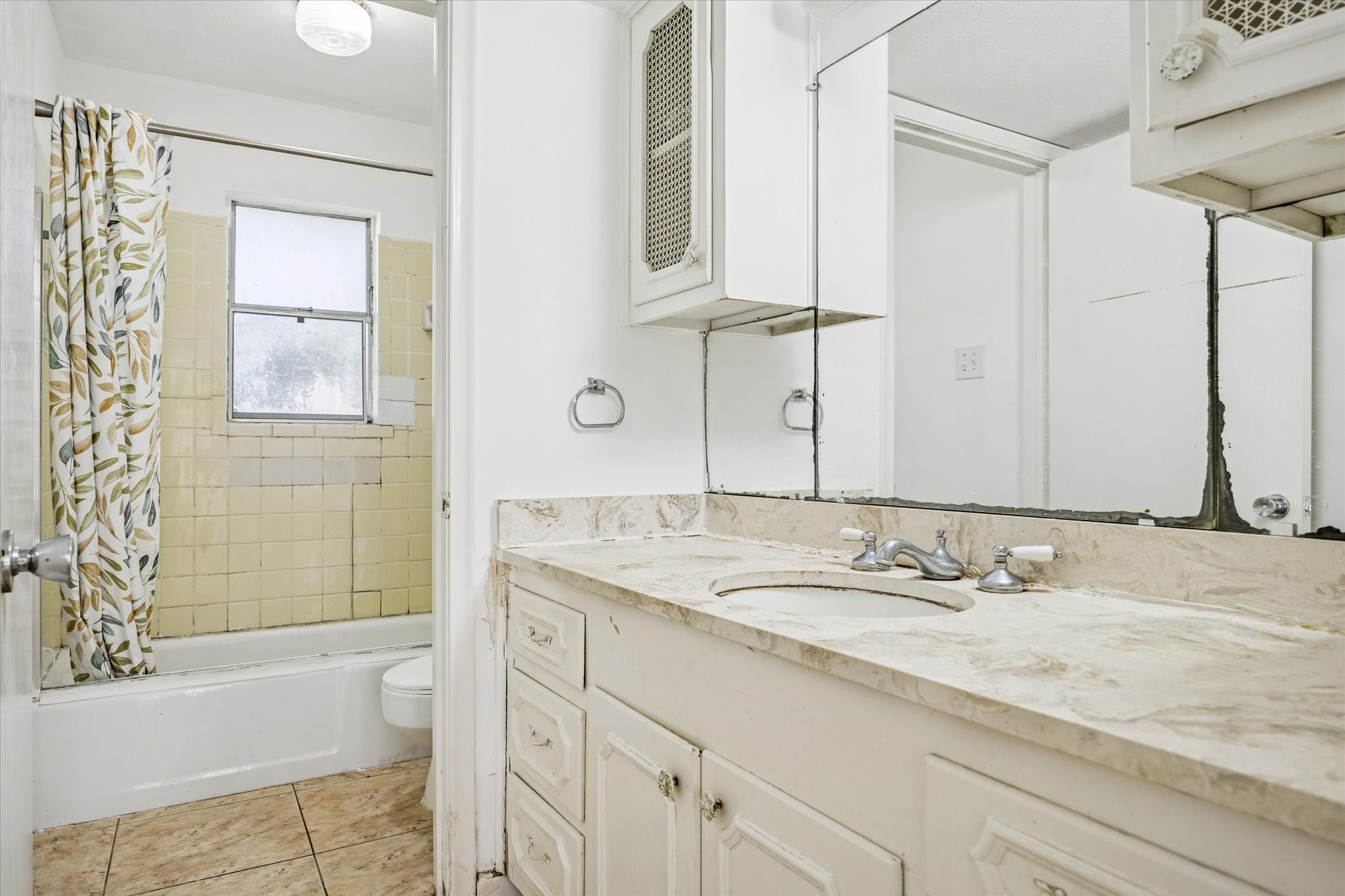  7600 Burgoyne Road #143 - 物件實景