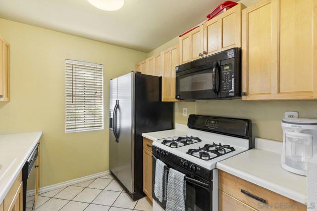 San Diego, California, 92129, United States, 2 Bedrooms Bedrooms, ,2 BathroomsBathrooms,Residential,For Sale,1916300