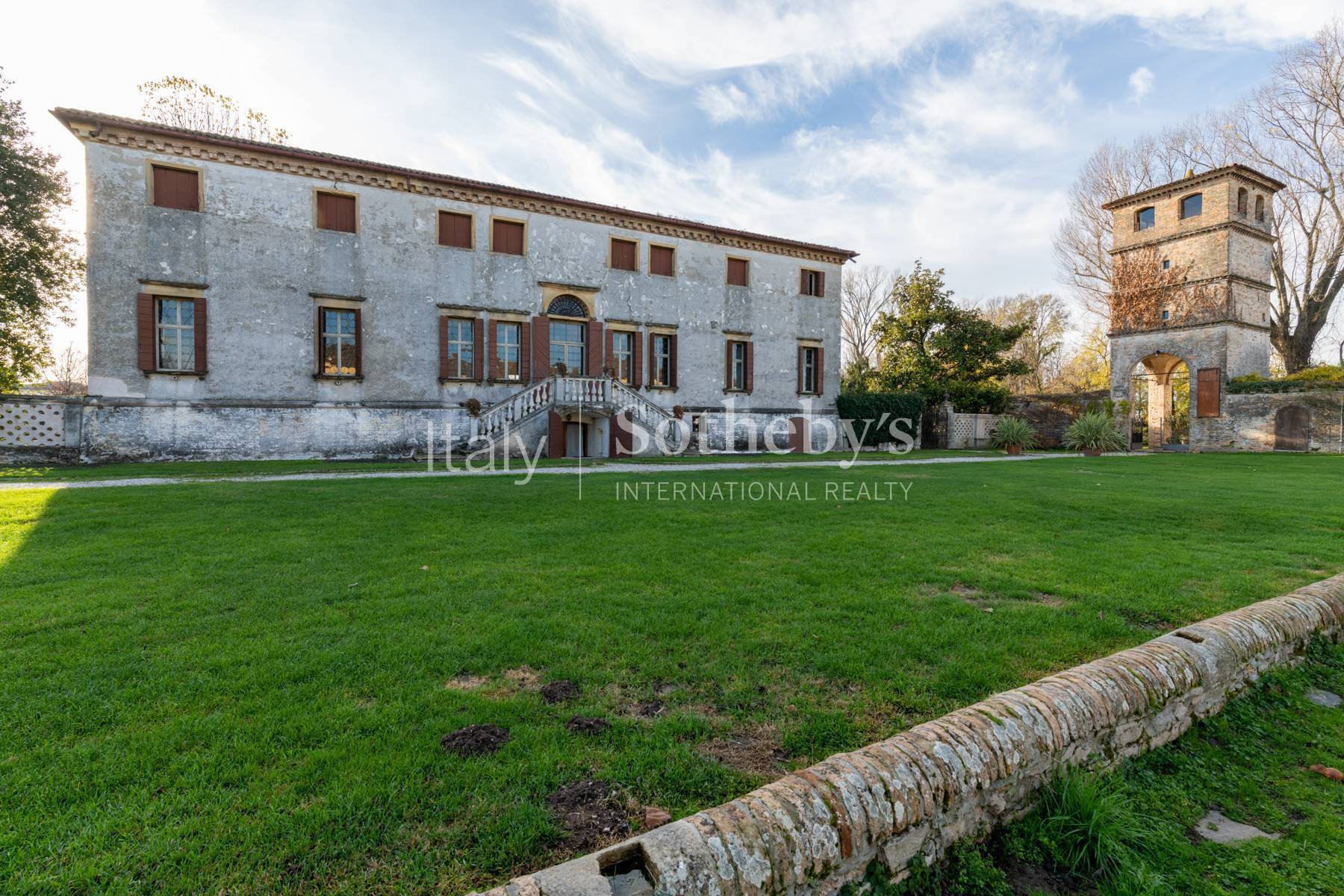  Venetian Renaissance Villa with frescoes and tower, barchessa and outbuildings - 物件實景