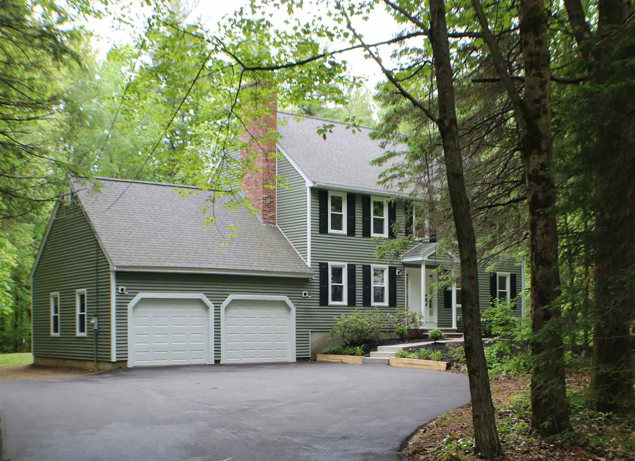 Hampstead, New Hampshire, 03841, United States, 4 Bedrooms Bedrooms, ,2 BathroomsBathrooms,Residential,For Sale,1861952