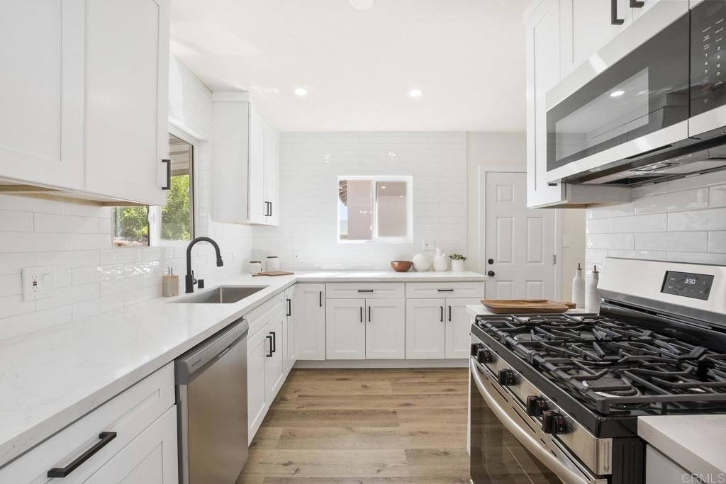 San Diego, California, 92114, United States, 3 Bedrooms Bedrooms, ,2 BathroomsBathrooms,Residential,For Sale,1991060