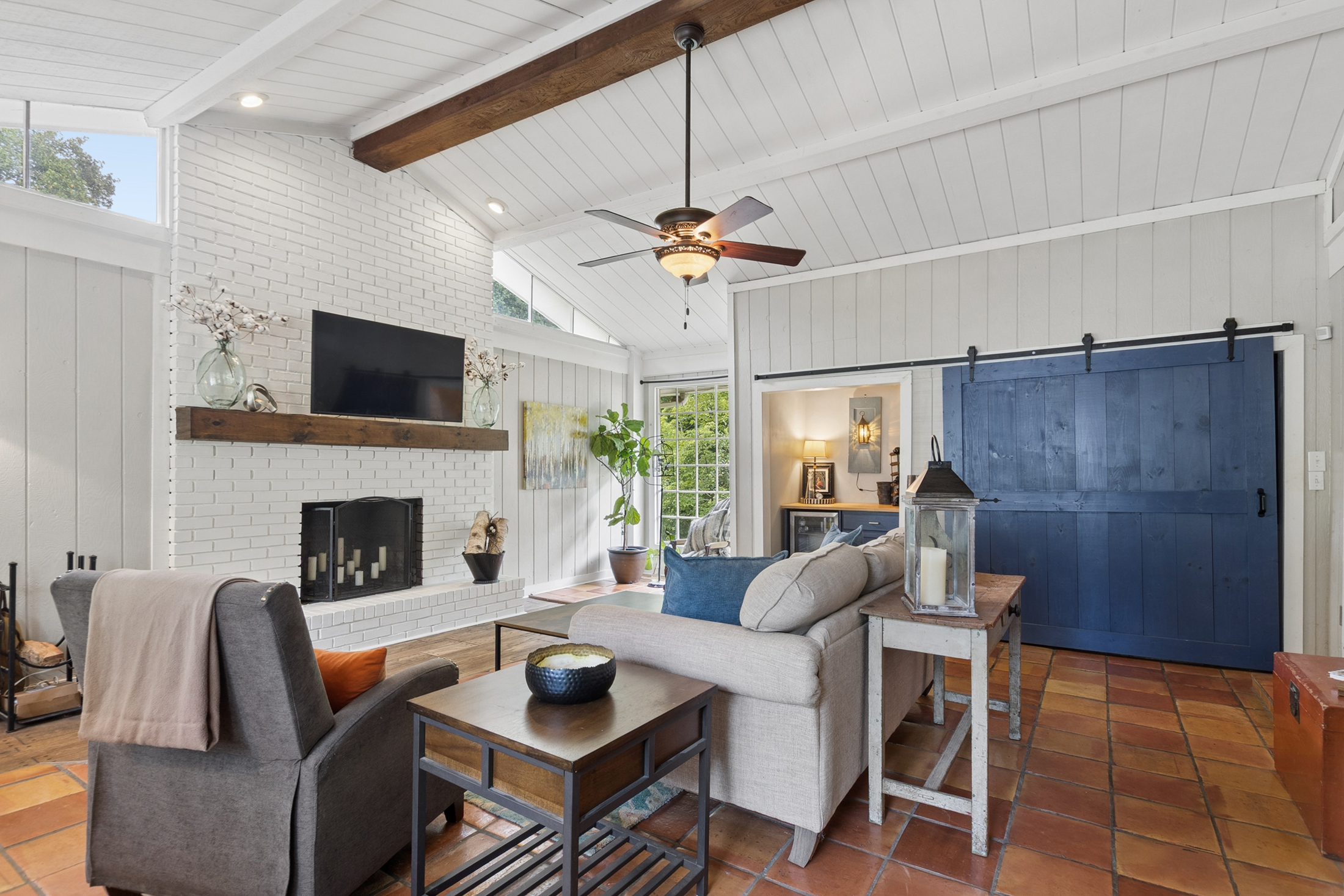  Updated Ranch in Coveted Forest Hills - 物件實景