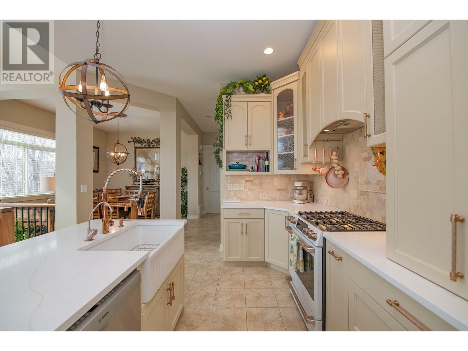 VERNON, British Columbia, V1H 1Z9, CA, 3 Bedrooms Bedrooms, ,2 BathroomsBathrooms,Residential,For Sale,1837593