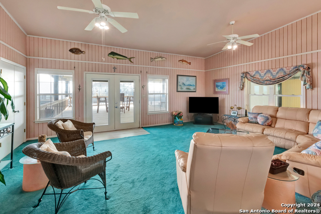 504 S 12th Street, Port O'Connor, Texas, 77982, United States, 5 Bedrooms Bedrooms, ,4 BathroomsBathrooms,Residential,For Sale,504 S 12th Street,1680870