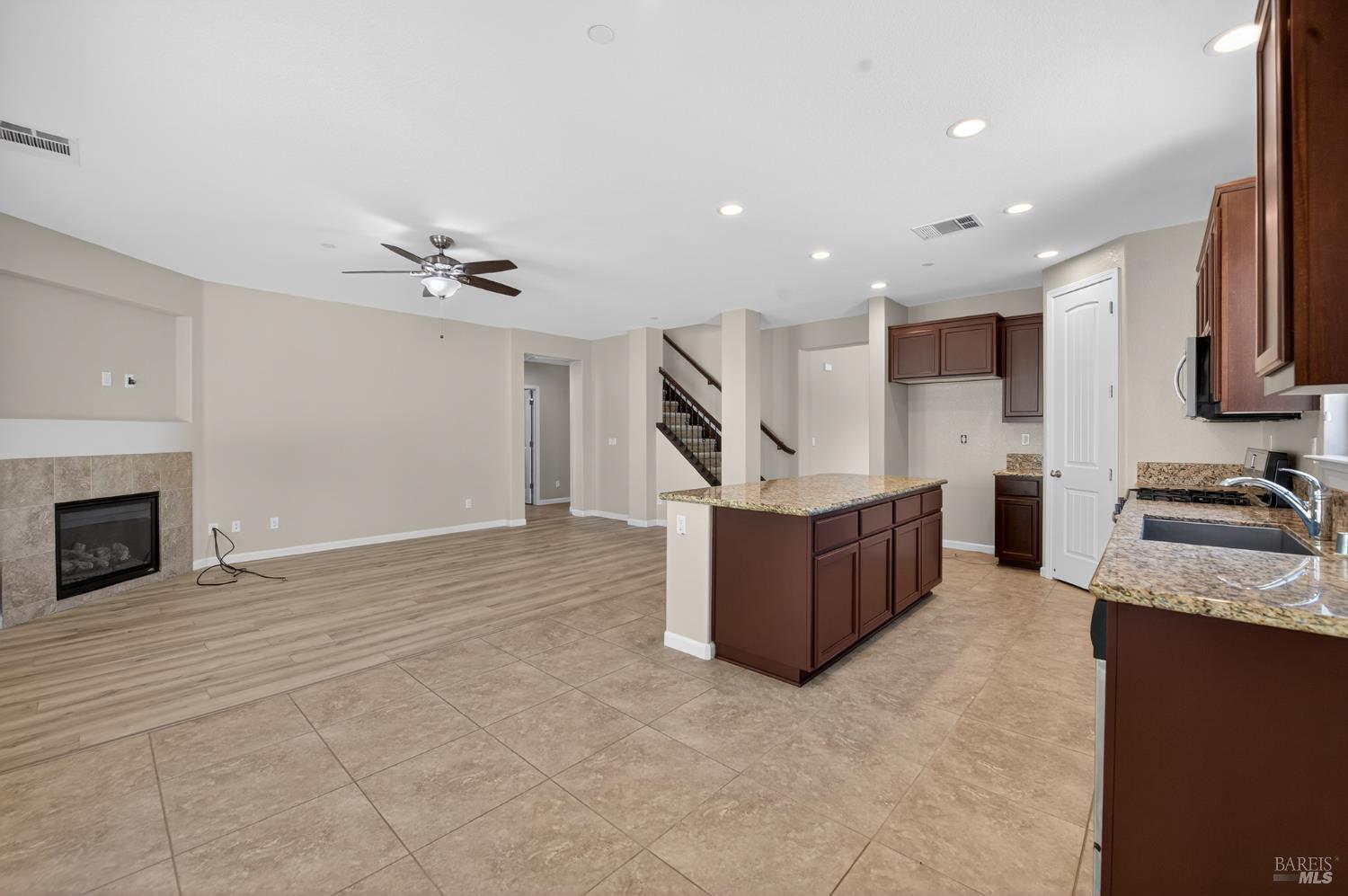 Fairfield, California, 94533, United States, 4 Bedrooms Bedrooms, ,3 BathroomsBathrooms,Residential,For Sale,2034470