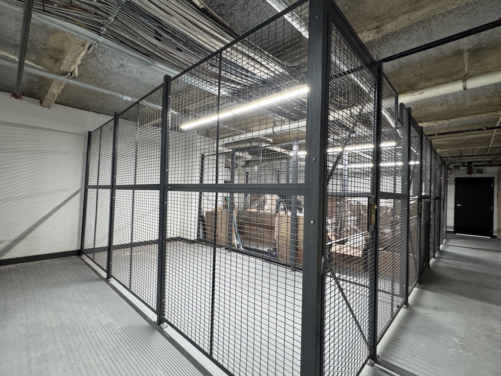 Brookline, Massachusetts, 02446, United States, 3 Bedrooms Bedrooms, ,4 BathroomsBathrooms,Residential,For Sale,1975462