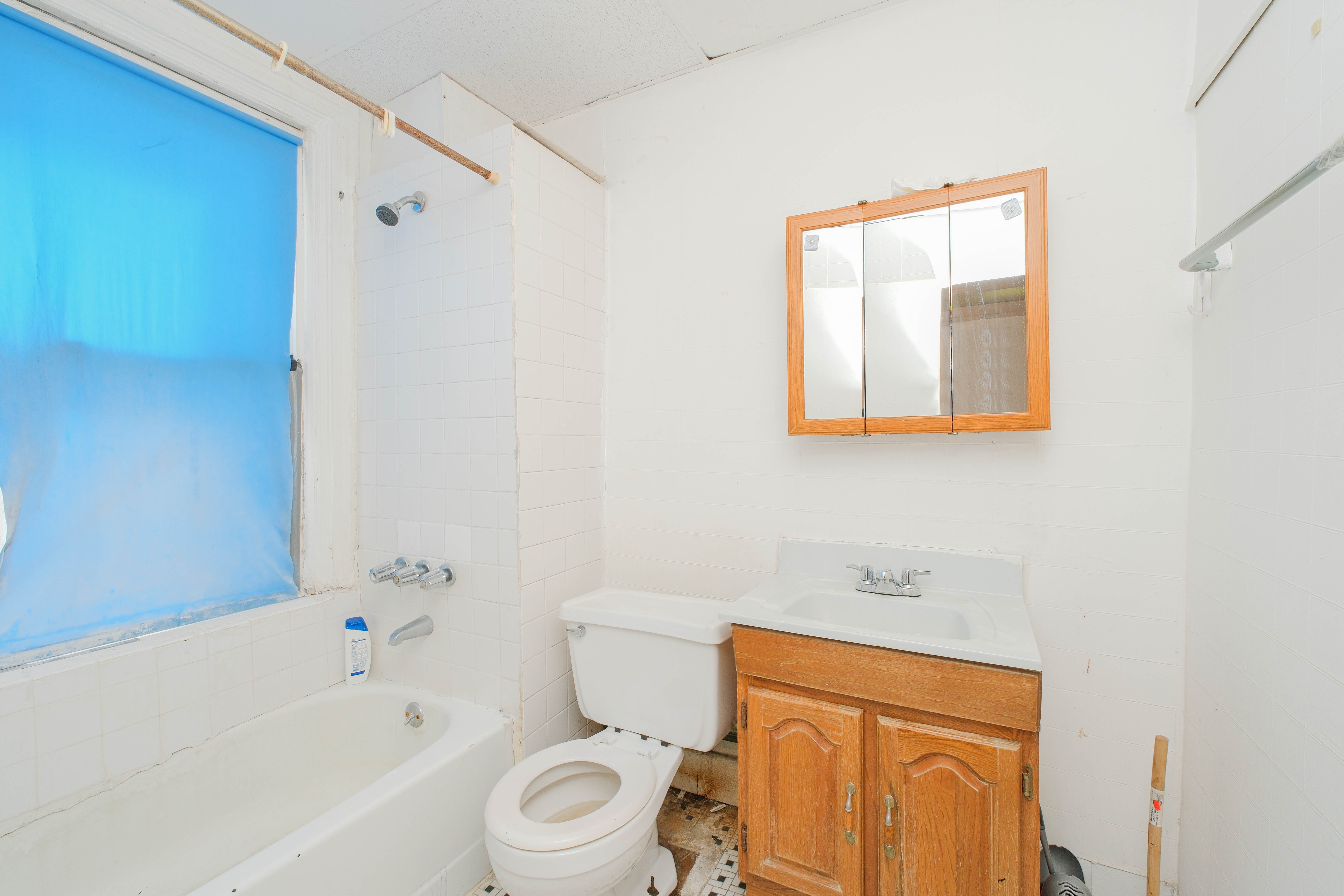Brooklyn, New York, 11225, United States, 4 Bedrooms Bedrooms, ,1 BathroomBathrooms,Residential,For Sale,1763201