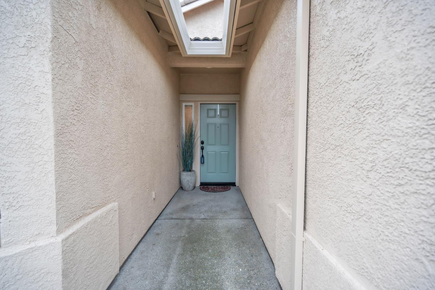 Rocklin, California, 95765, United States, 2 Bedrooms Bedrooms, ,2 BathroomsBathrooms,Residential,For Sale,2006294