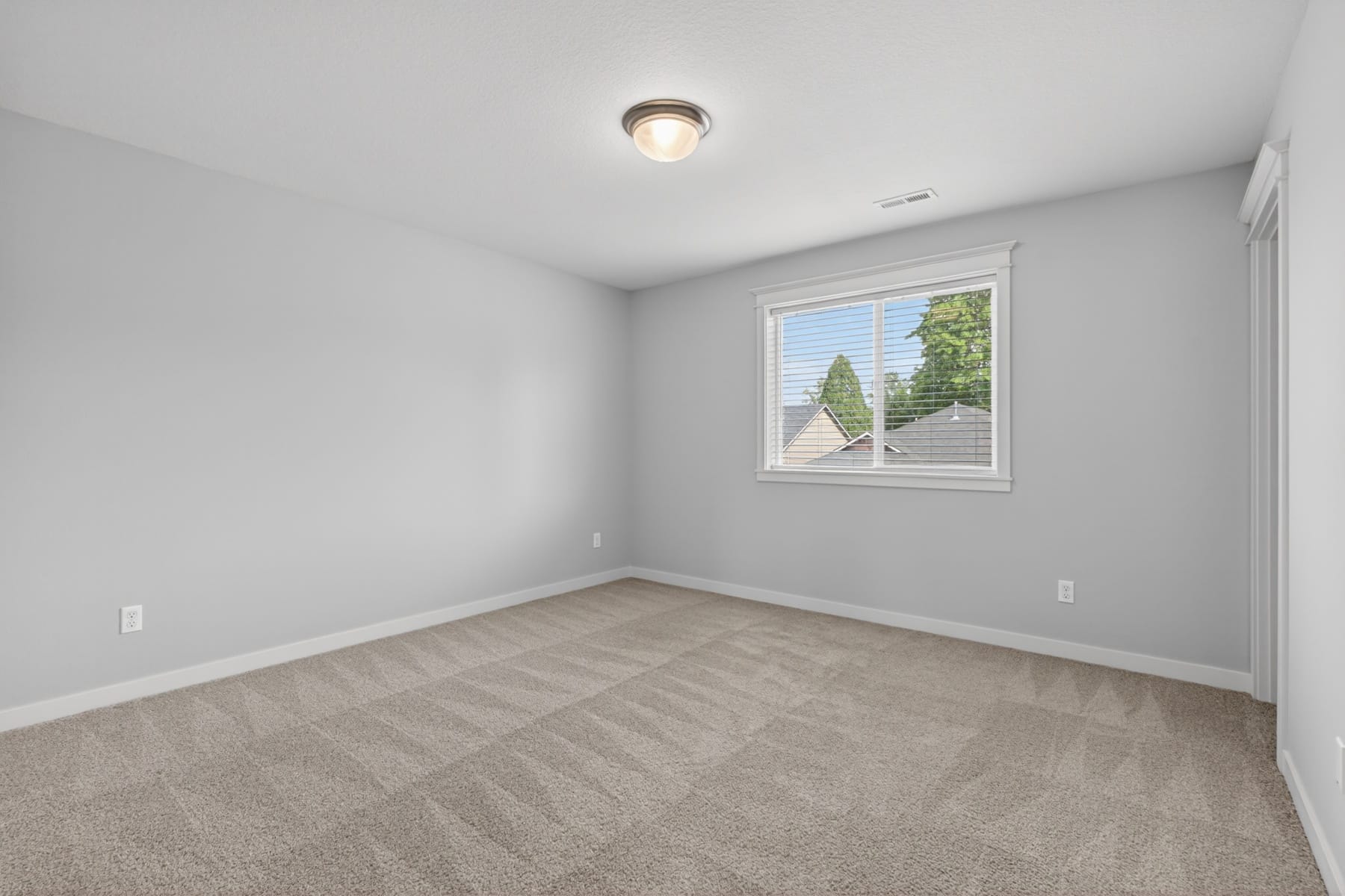  410 RENTFRO WAY Newberg, OR 97132 - 物件實景