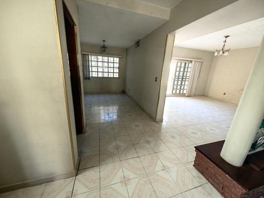 Laguna Sur, Torreón, Coahuila de Zaragoza, 27200, Mexico, 5 Bedrooms Bedrooms, ,4 BathroomsBathrooms,Residential,For Sale,Laguna Sur,1672226