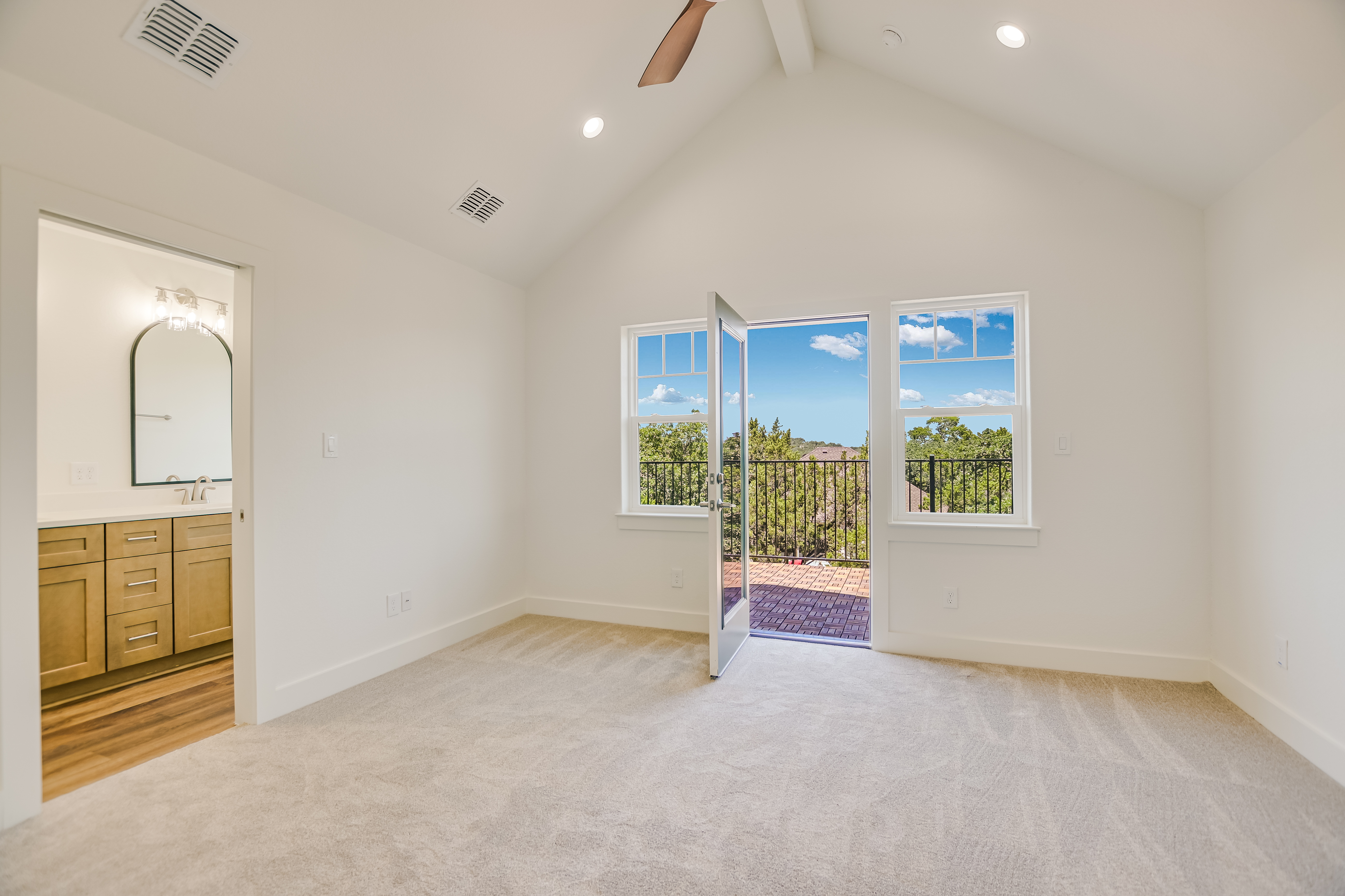  Exquisite New Construction in the Serene Woodcreek of Wimberley - 物件實景