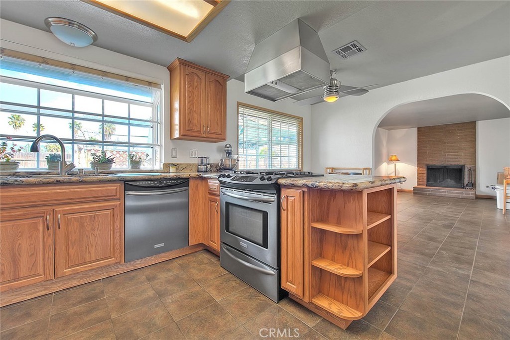 Calimesa, California, 92320, United States, 3 Bedrooms Bedrooms, ,2 BathroomsBathrooms,Residential,For Sale,1977889