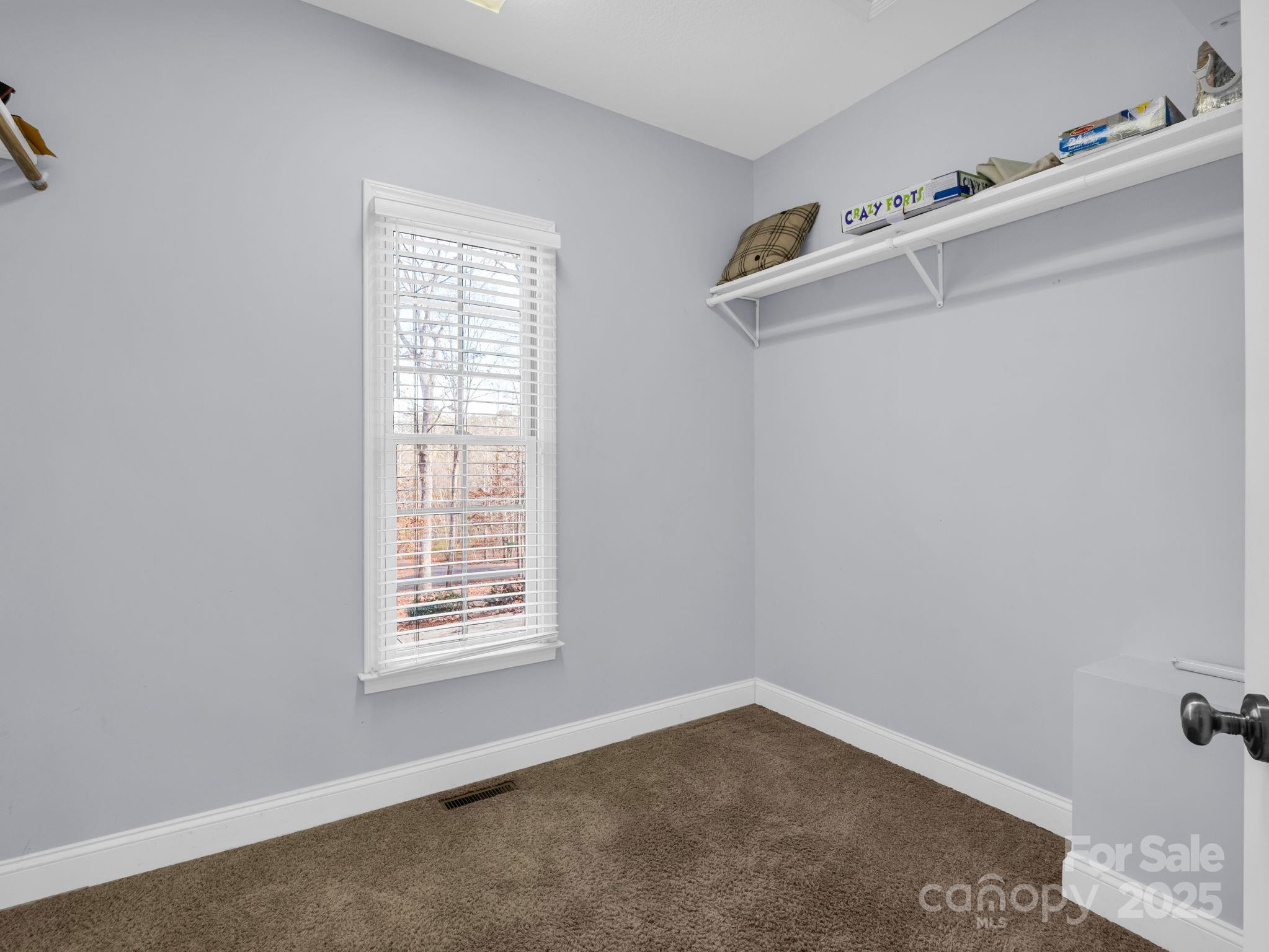 Tryon, North Carolina, 28782, United States, 3 Bedrooms Bedrooms, ,4 BathroomsBathrooms,Residential,For Sale,2001851