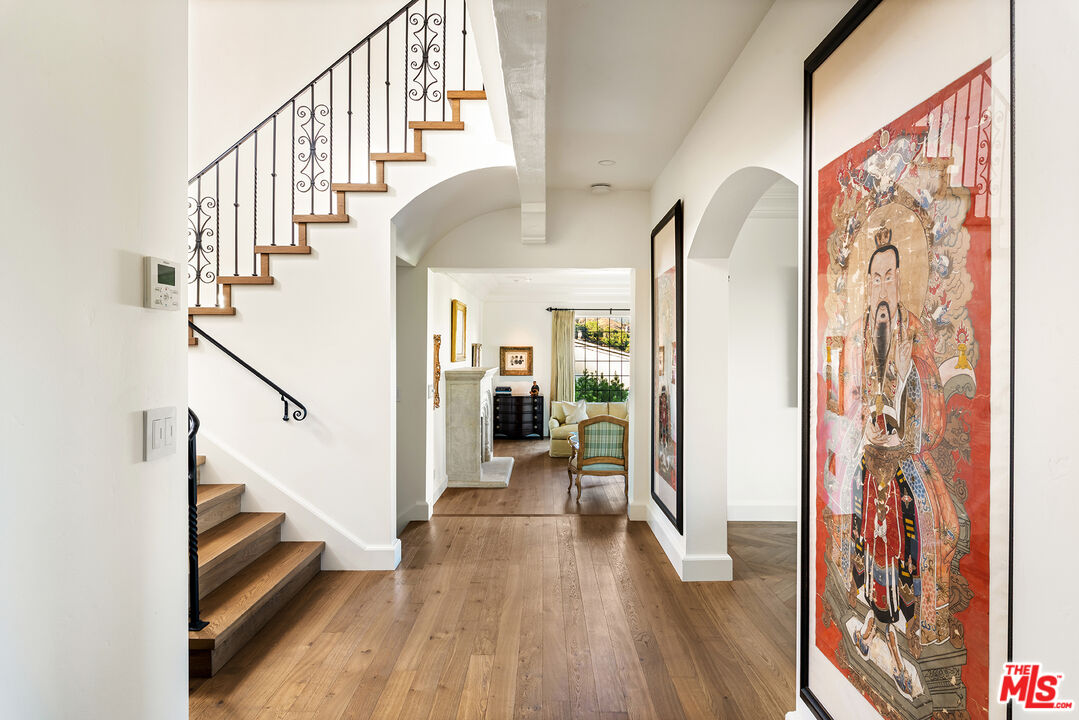 Los Angeles, California, 90068, United States, 4 Bedrooms Bedrooms, ,5 BathroomsBathrooms,Residential,For Sale,1910908