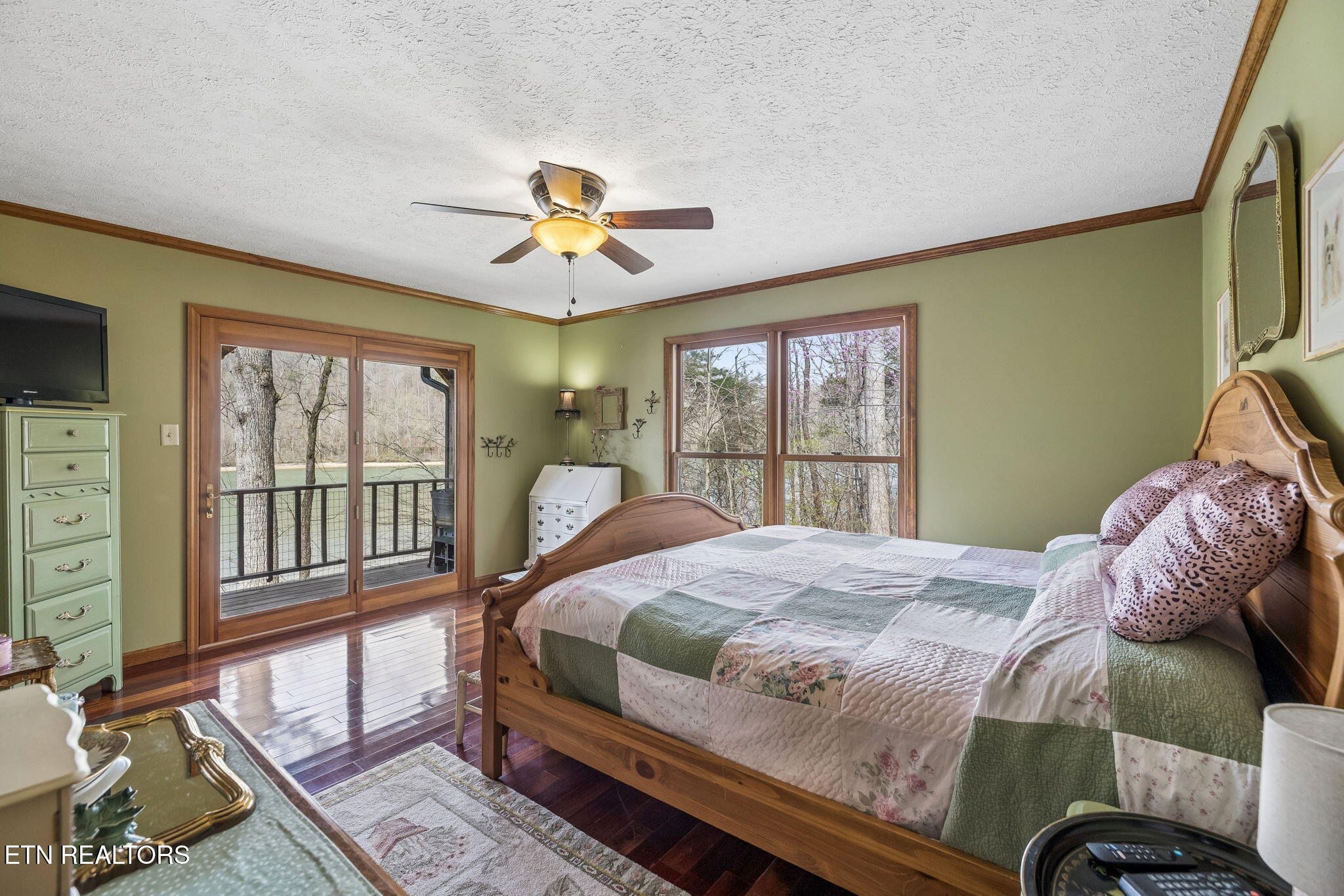 Kingston, Tennessee, 37763, United States, 3 Bedrooms Bedrooms, ,3 BathroomsBathrooms,Residential,For Sale,2013795