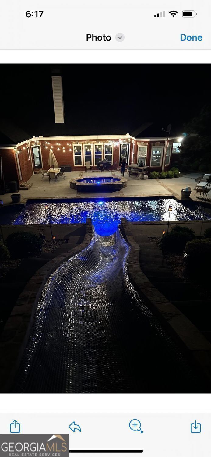 Cumming, Georgia, 30028, United States, 4 Bedrooms Bedrooms, ,5 BathroomsBathrooms,Residential,For Sale,1859105